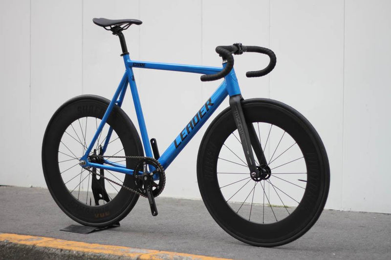 ピストバイクを始めるなら今が旬です。