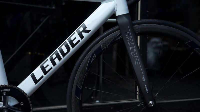 721TR  x L44 Carbon Wheel