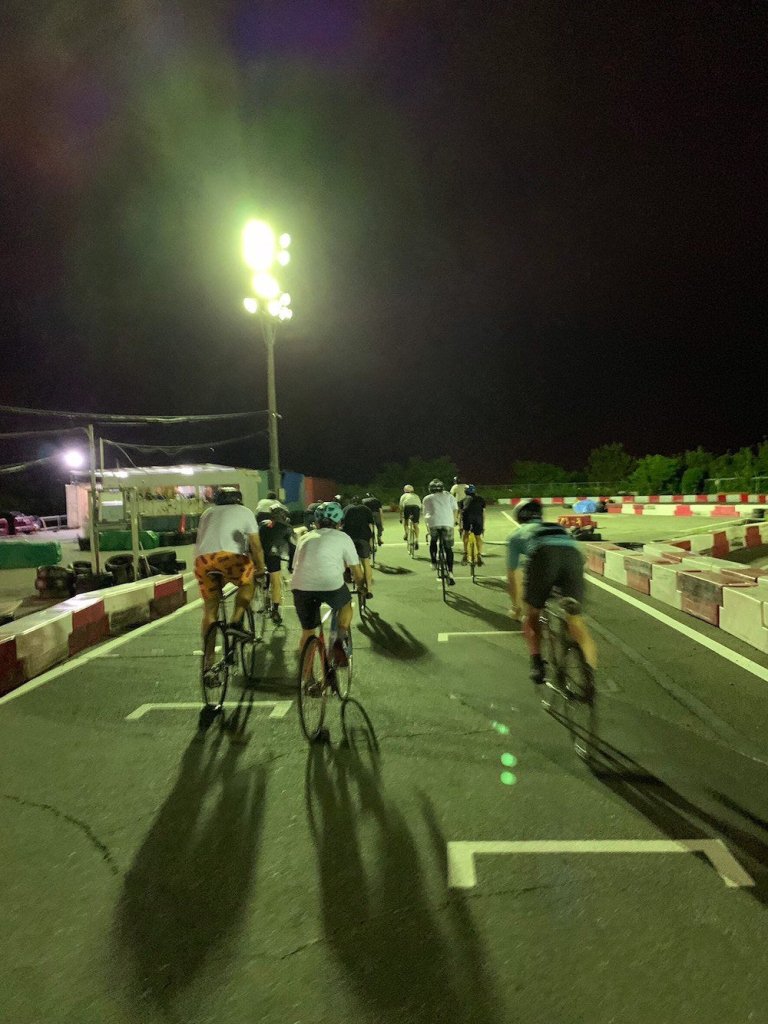 ピストのレースを大阪にて開催予定！！