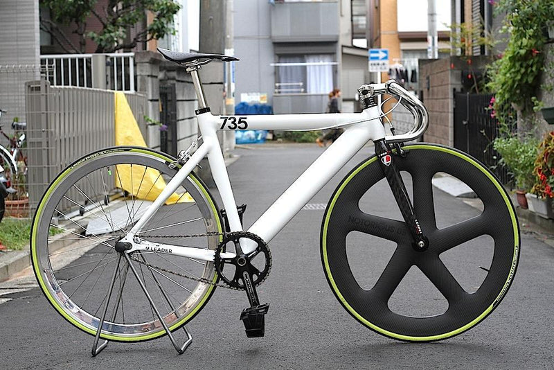 LEADER BIKE 735TR w/BLB 05 FRONT WHEEL