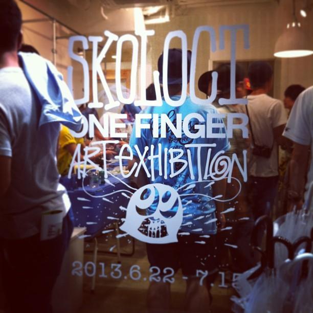 SKOLOCT「ONE FINGER」