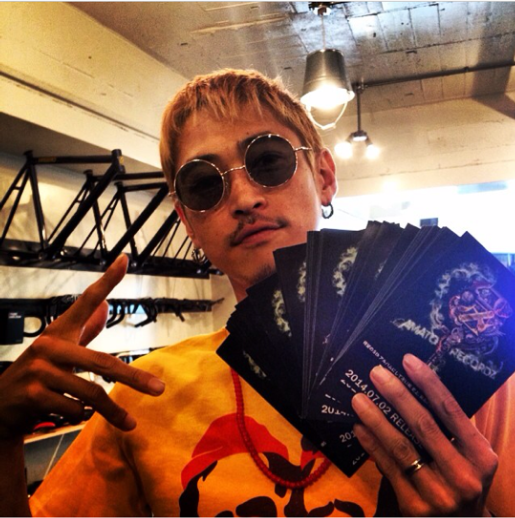 卍LINE 【KEY MAKER 】