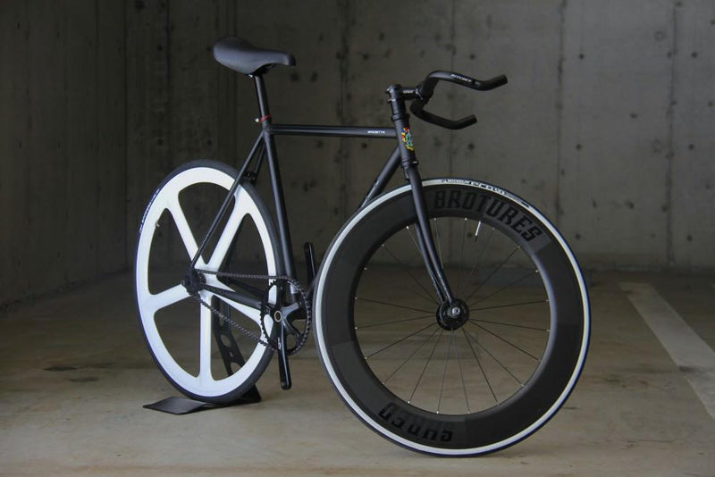 CUSTOMER'S BIKE CHECK!