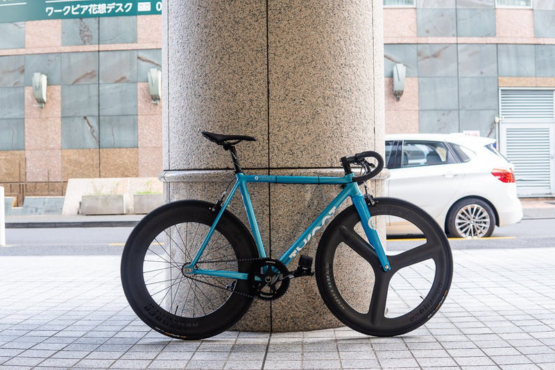 気高い車体をどうぞ。