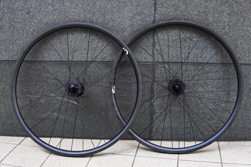 ロマンあるホイール、インストック。