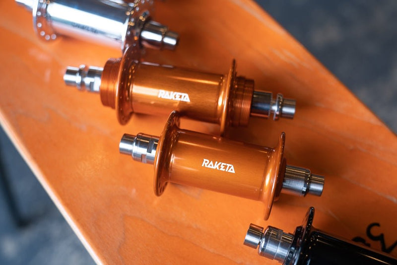 RAKETA TRACK HUB入荷しました！！