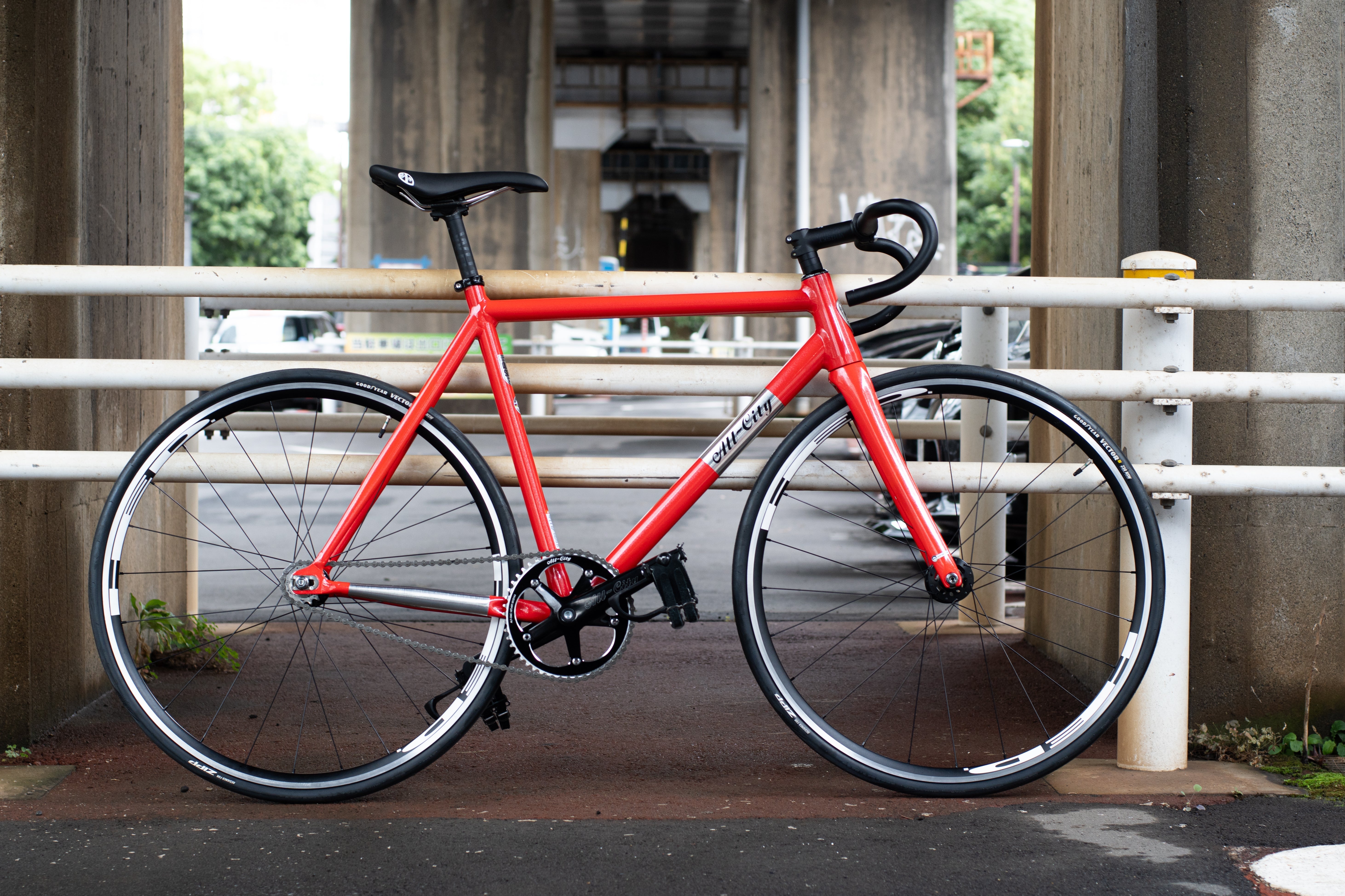 RURUページ ミッツがオススメする！最高のアルミフレームがこれ！ | ブロー