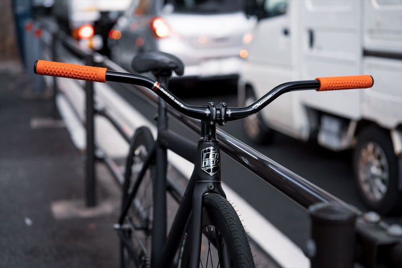 レアなハンドルにつき。