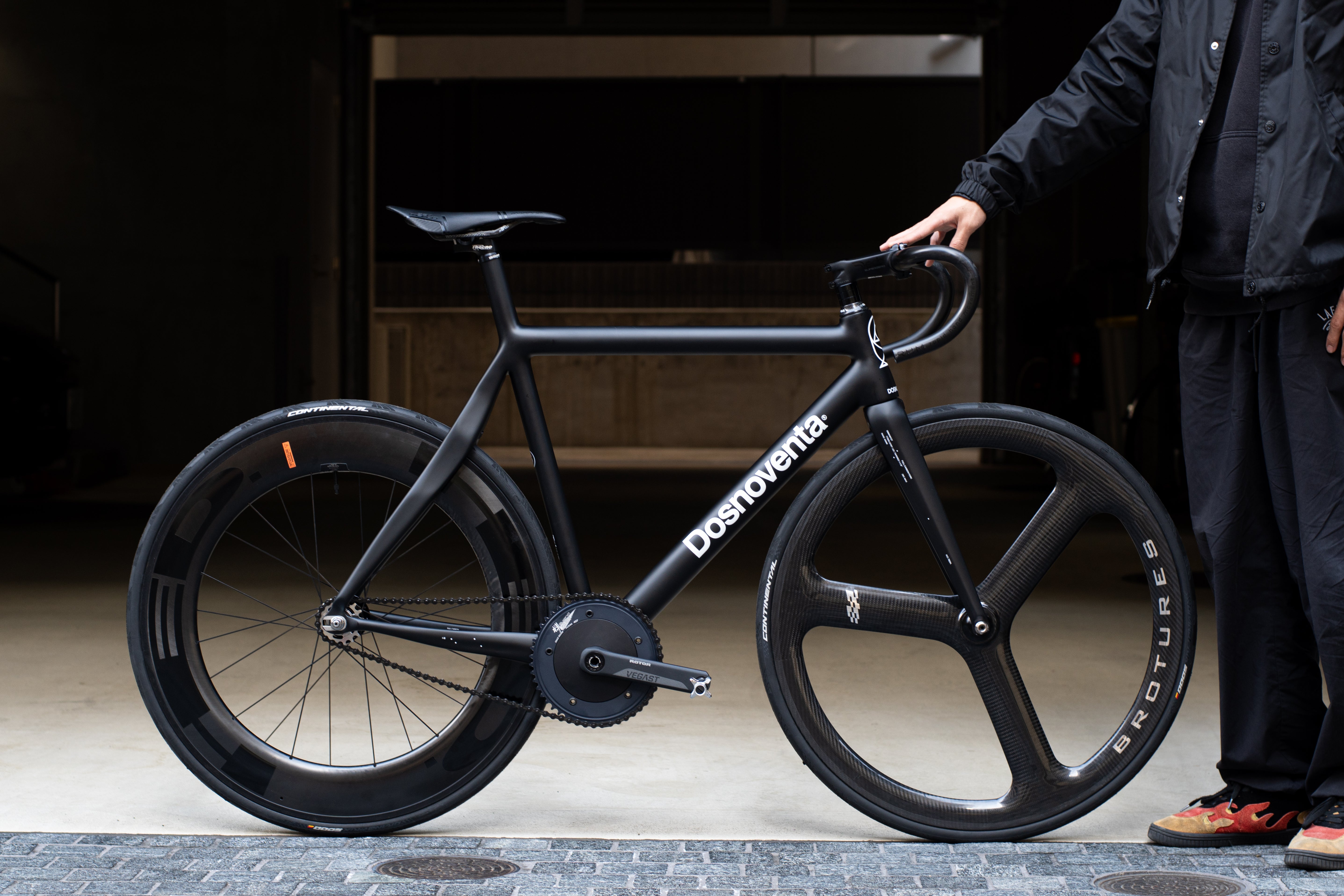 なぜ僕らは「DOSNOVENTA 