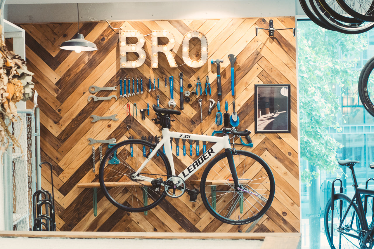 FLAGSHIP - BROTURES YOKOHAMA | ブローチャーズ - BROTURES ONLINE
