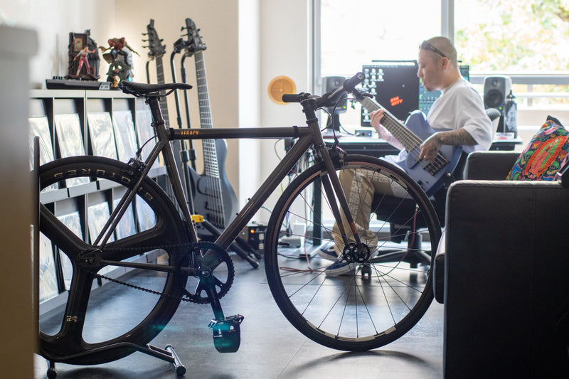世界観にこだわる人ほど、ピストバイクに惹かれる。