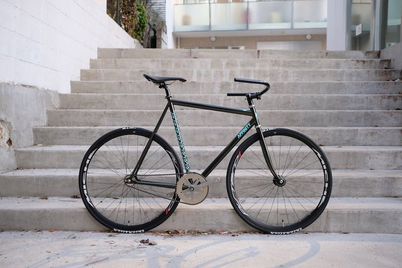 【NEW YEAR SALE】AFFINITY LO PRO完成車