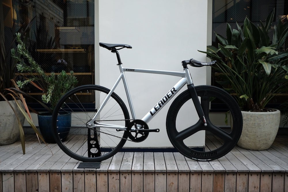 LEADER BIKE CURE 自転車本体　brotures 総額35万円相当 LEADER THE CURE Complete Bike