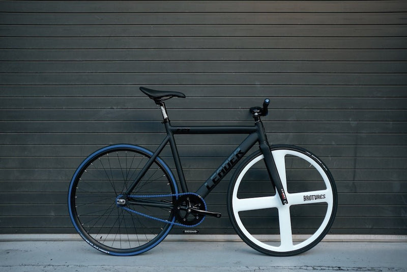 LEADER BIKEをカラーカスタムで楽しもう!!