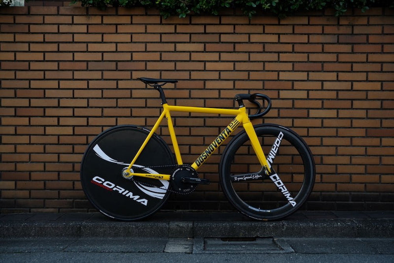 DOSNOVENTA DETROIT2.0 Bumblebee yellow × CORIMA