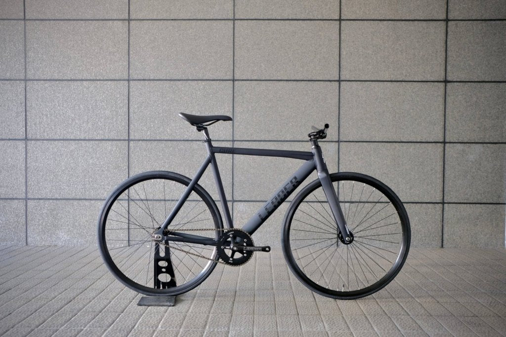 STORM CYCLES ピストフレーム DSCF8157_c81900af-f8a2-47b4-