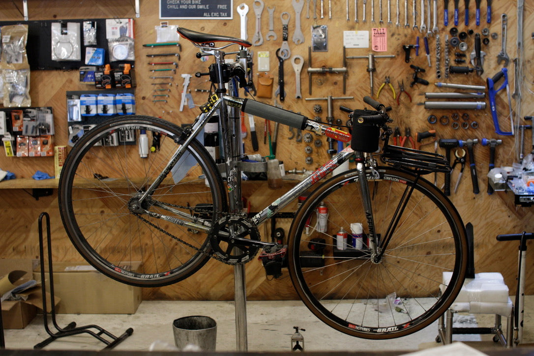 FLAGSHIP - BROTURES OSAKA | ブローチャーズ - BROTURES ONLINE STORE