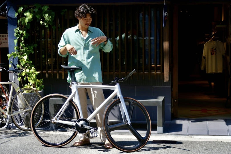 爽やかに乗るMONARCH。