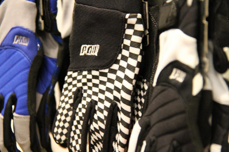 Pow Gloves 再入荷！