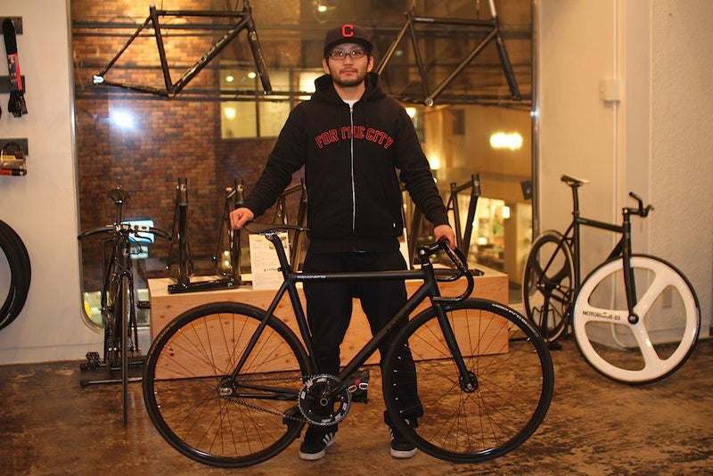 BRO'OSAKA STAFF ＆ BIKE