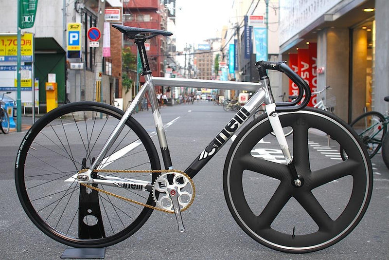 洗練されたフレームがここに！！！