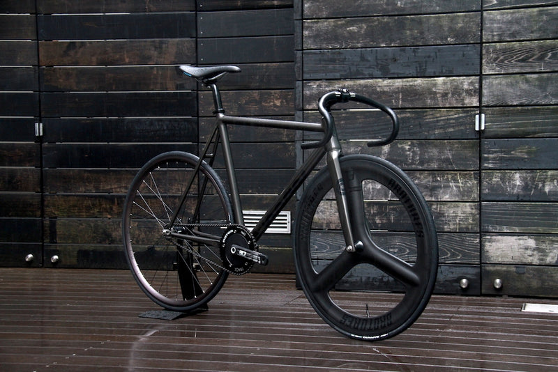 LEADER BIKESのハイエンドマシン、予約開始です。