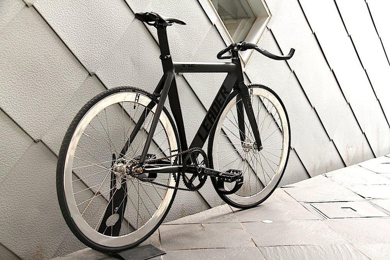 【予約受付中】2016 LEADER BIKES 735TRのカスタムバイク第二弾 