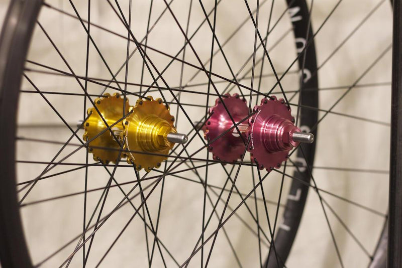 手組みホイールにも遊びを