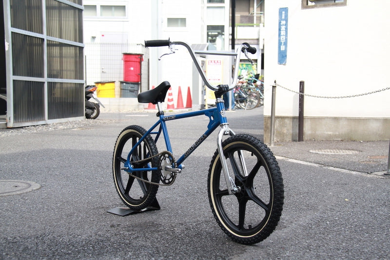 フラッと乗れる、自転車欲しいなぁ。