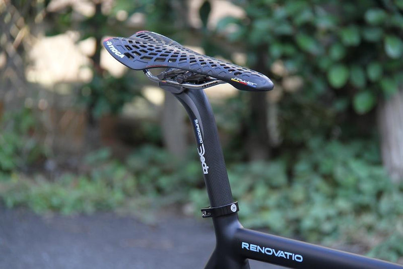 DEDA SUPER ZERO CARBON SEATPOST入荷！