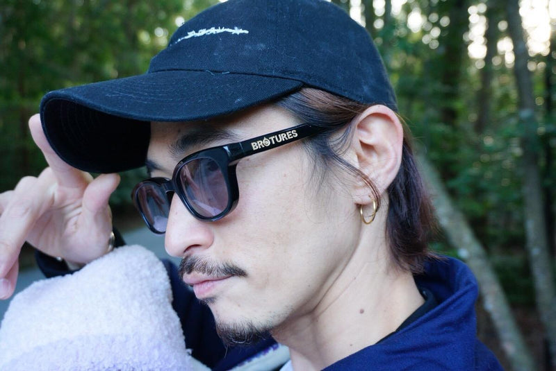 BROTURES×UNCROWD