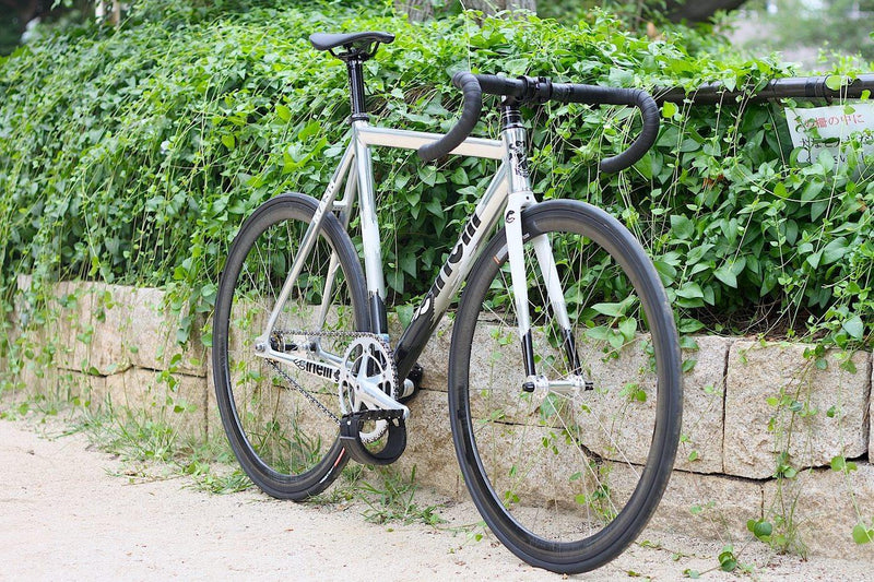 お持ち込みのフレームでもお気軽にご相談ください！