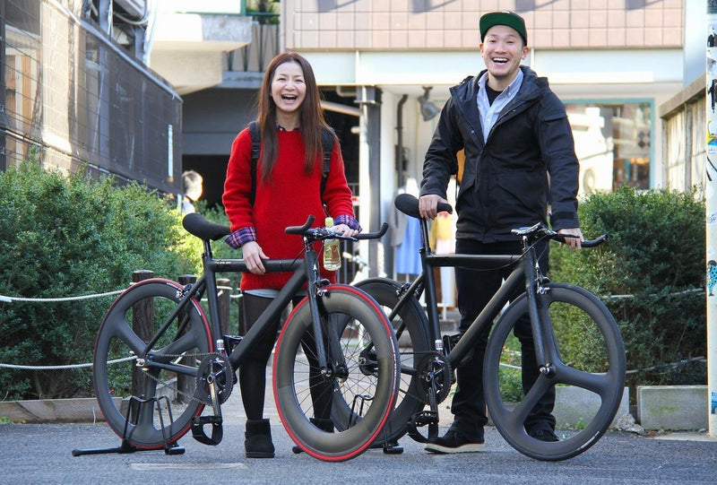 Couple’s LEADER BIKE 2