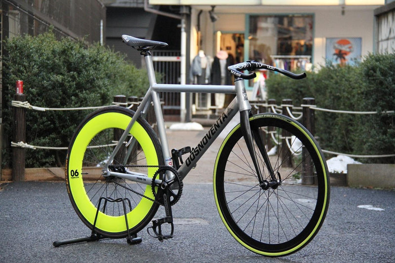 DOSNOVENTA Houston custom bike.