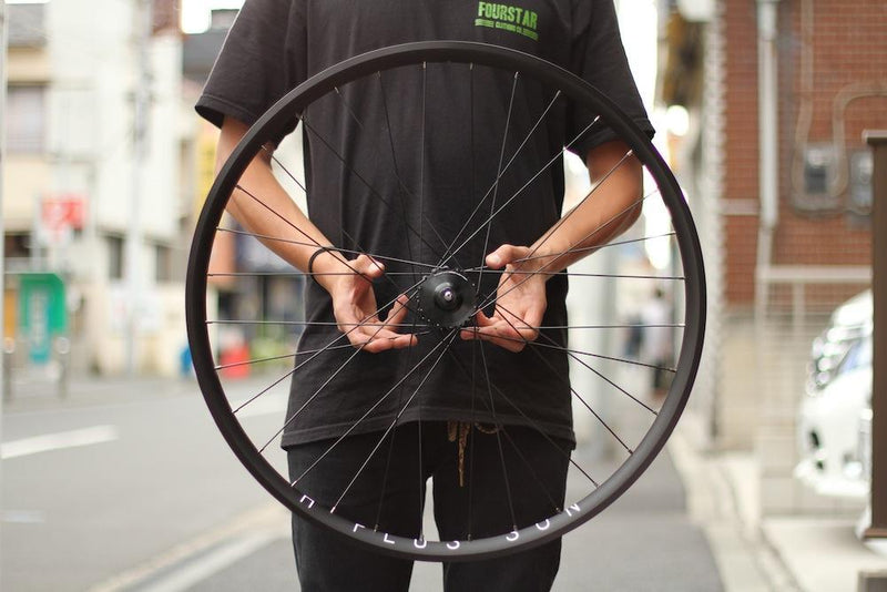 H PLUS SON + GREDDY Custome Wheel.