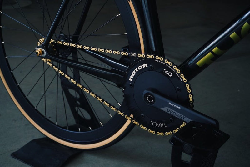 その者青き衣をまといて金色の野に降り立つべし