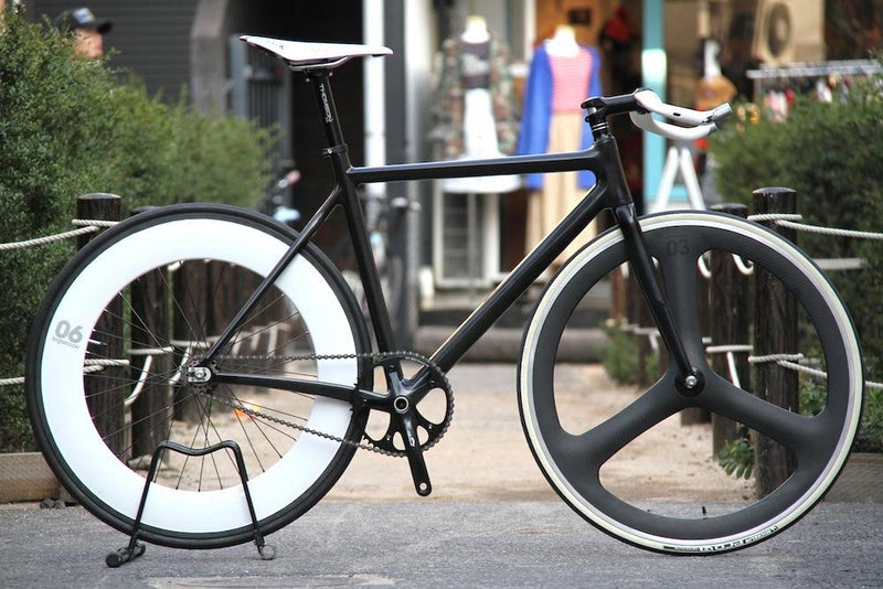 BLB NOTORIOUS CARBON RIM入荷！！