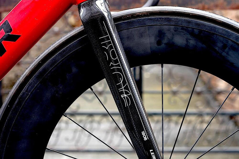 ONLY NOW !!! FULL CRABON FORK.