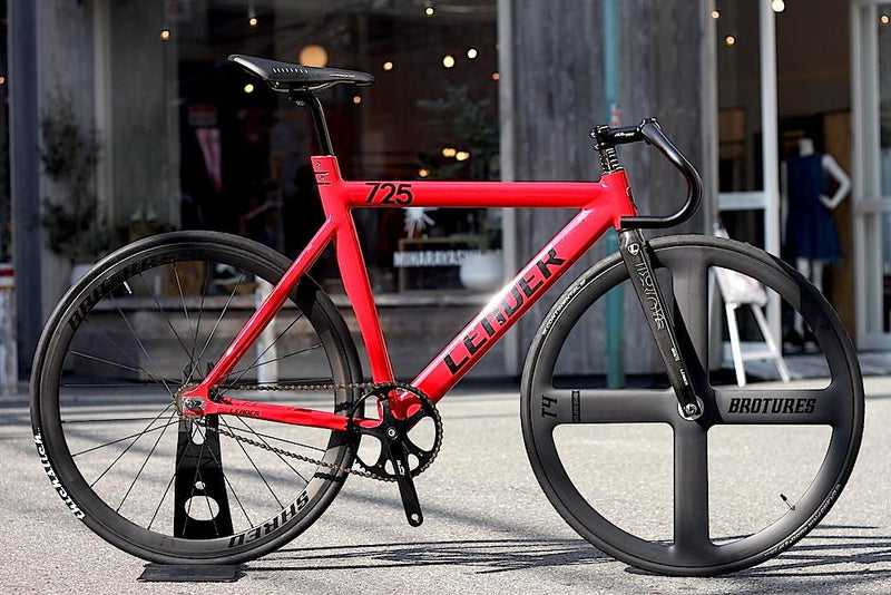 街乗り代表!! LEADER BIKES 725TR.