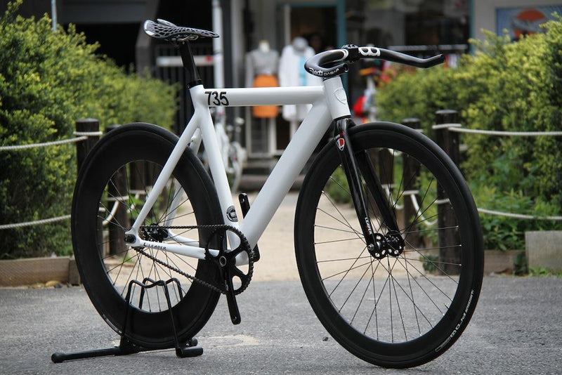 LEADER 735TR×NOTORIOUS BLB CUSTOMBIKE