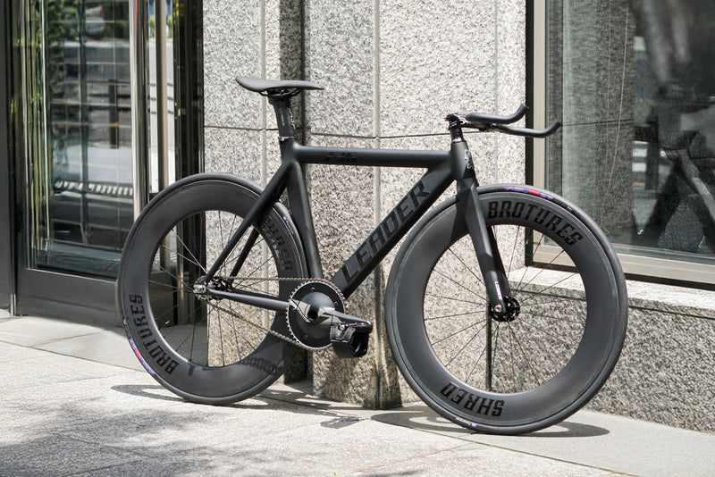 735TRの性能をさらに引き上げるためのカスタム。