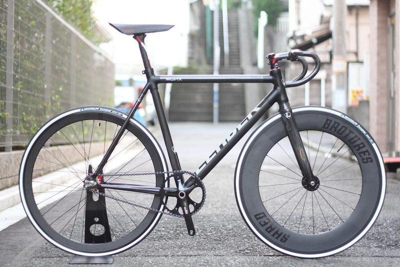 LEADER BIKES EQNX CUSTOM.