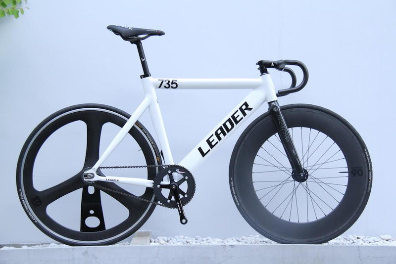 LEADER 735TR 予約受付中