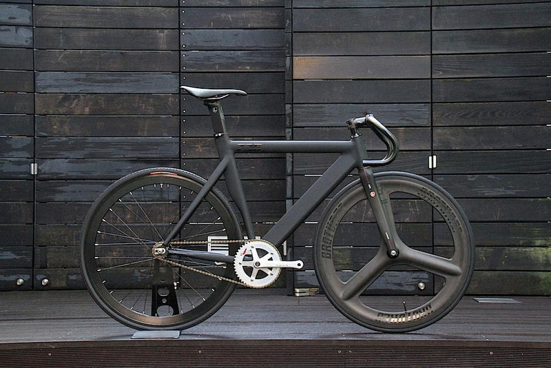 お待たせしました!!LEADER BIKES 735TR間もなく本国入荷!!