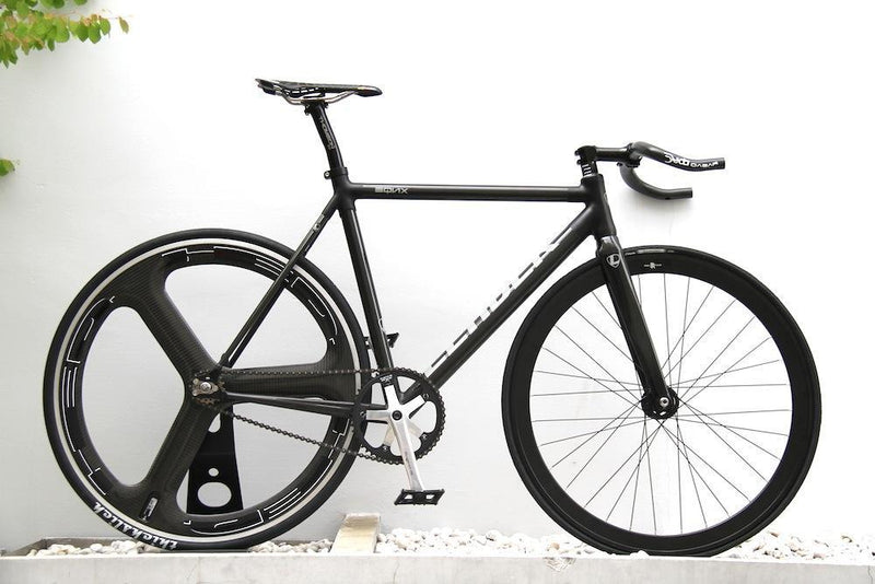 LEADER BIKES EQNX×HED3 WHEL CUSTOM BIKE