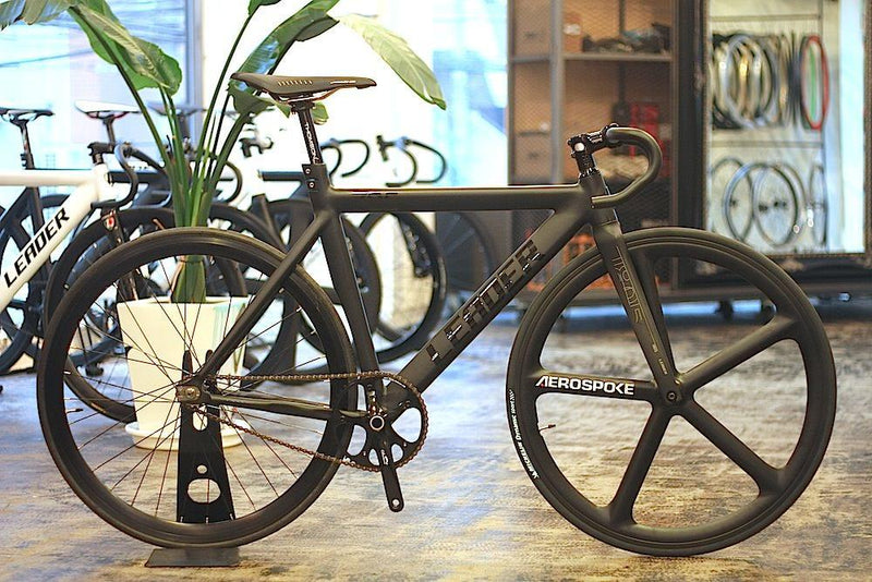 ”725TR AEROSPOKE CUSTOM”