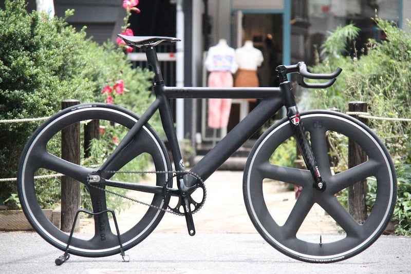 LEADER 735TR×NOTORIOUS BLB05