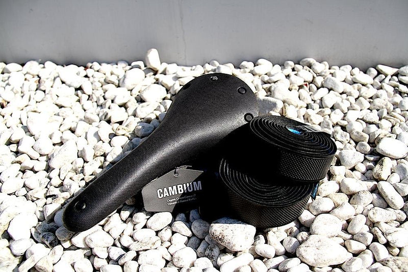 BROOKS CAMBIUM C13 CARBON SADDLE / RUBBER BAR TAPE