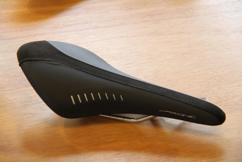 fi'zi:k(fizik) 入荷！！