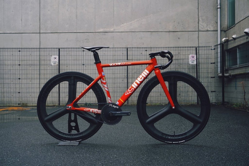 乗ってみな、飛ぶぞ。